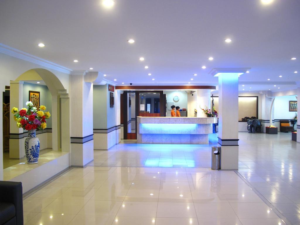 Gaja Hotel Pekanbaru Eksteriør billede