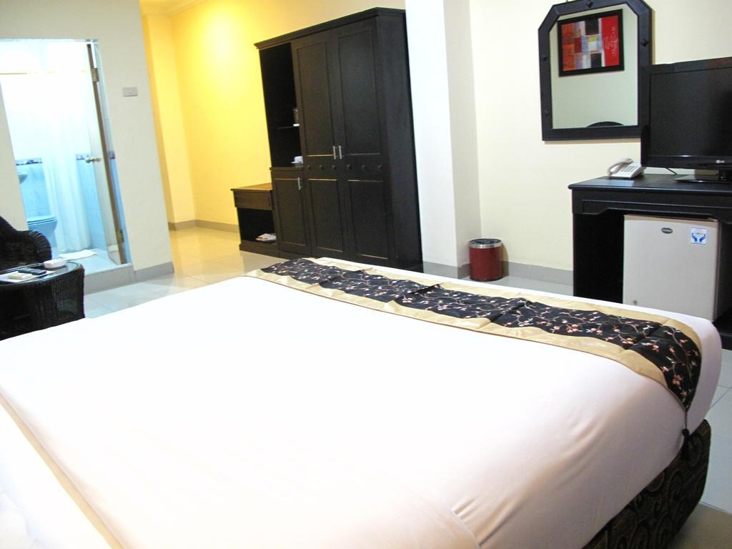 Gaja Hotel Pekanbaru Eksteriør billede