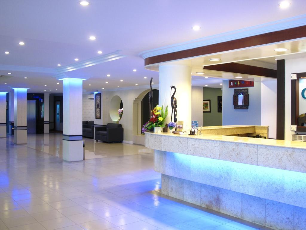 Gaja Hotel Pekanbaru Eksteriør billede